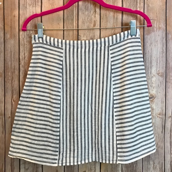 Sold Cooperative Striped Linen Blend Mini Skirt - Picture 2 of 6